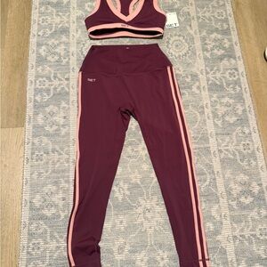 SET Active Valentines Day Rosebud Set